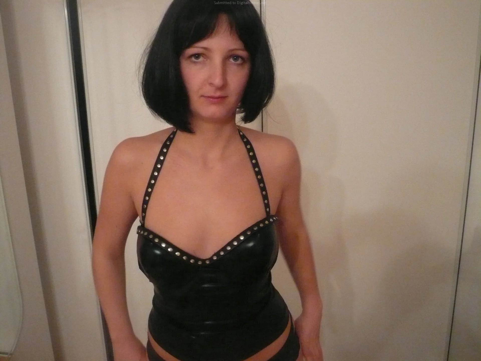 LenaHot33 image 1